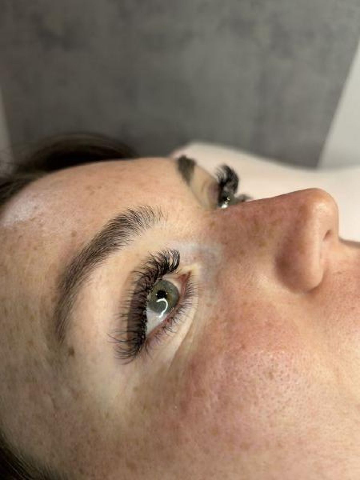 Extensions de cils à Marseille (13) Par Aissa - Estheca