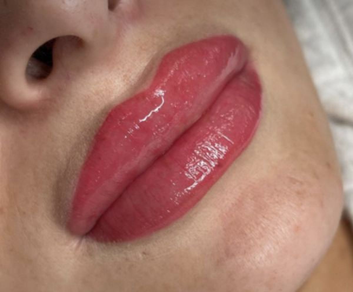 Maquillage permanent (candy lips) à Noisy-le-Grand (93) Par Nassima - Estheca